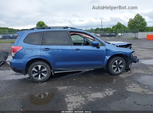 JF2SJAGC4JH581907 2018 SUBARU FORESTER Blue 360 interior view