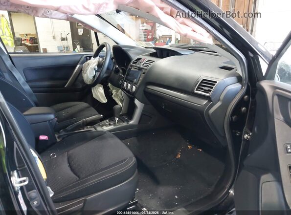 JF2SJAGC6HH800683 2017 SUBARU FORESTER Black Front interior view