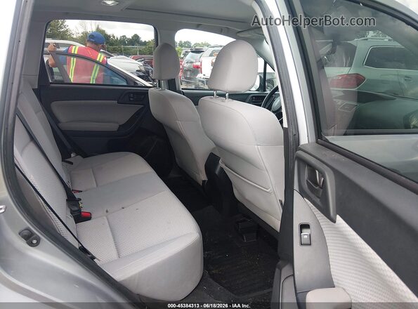 JF2SJAGC6JH582217 2018 SUBARU FORESTER Серебряный Вид наклейки с VIN-кодом