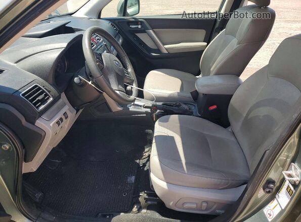 JF2SJAHC0GH437097 2016 SUBARU FORESTER Green Widok wnętrza z przodu