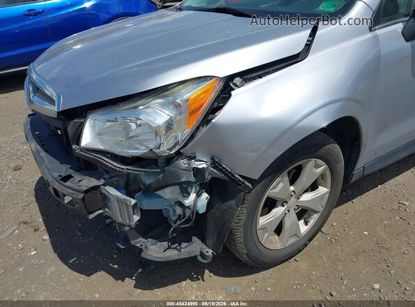 JF2SJAHC2GH519493 2016 SUBARU FORESTER Silver Widok z przodu