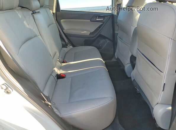 JF2SJAHC3GH488853 2016 SUBARU FORESTER White 
