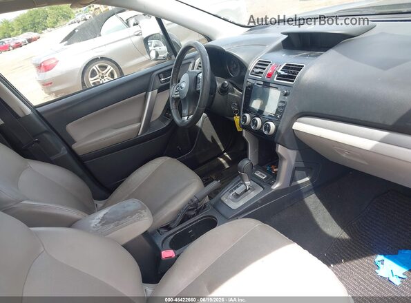 JF2SJAHC7GH495658 2016 SUBARU FORESTER Black Front interior view