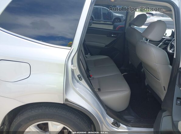 JF2SJAHCXGH510914 2016 SUBARU FORESTER Silver VIN კოდის სტიკერის ხედი
