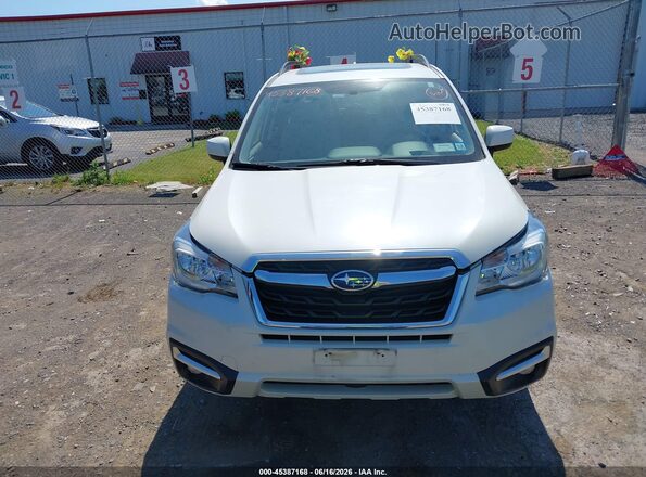 JF2SJAJC0HH402264 2017 SUBARU FORESTER White 