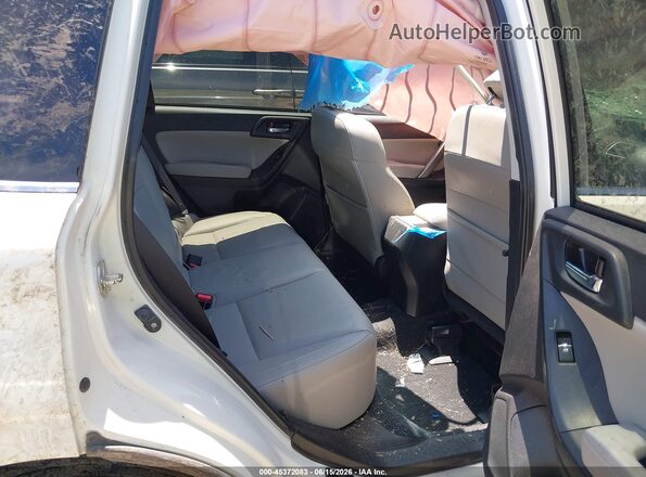 JF2SJAJC1HH461081 2017 SUBARU FORESTER White VIN კოდის სტიკერის ხედი