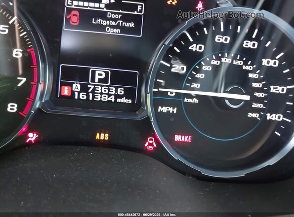 JF2SJAJC4JH444992 2018 SUBARU FORESTER Red Вид задніх сидінь