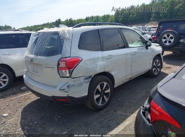 JF2SJAJC5HH471323 2017 SUBARU FORESTER White Rear right