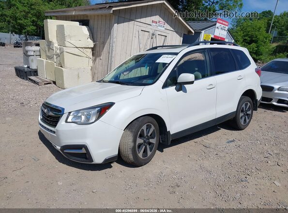 JF2SJAJC6HH562925 2017 SUBARU FORESTER White წინა მარცხენა ხედი სამი მეოთხედიდან