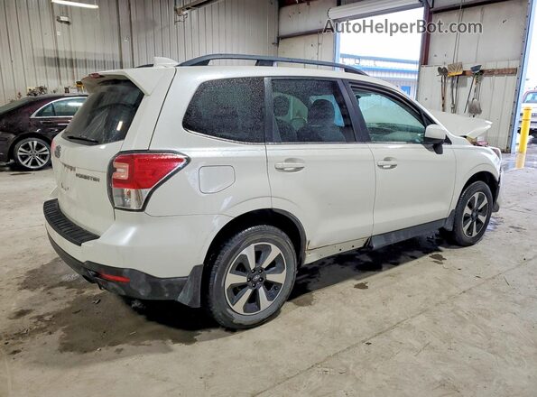 JF2SJAJC6JH516064 2018 SUBARU FORESTER White 