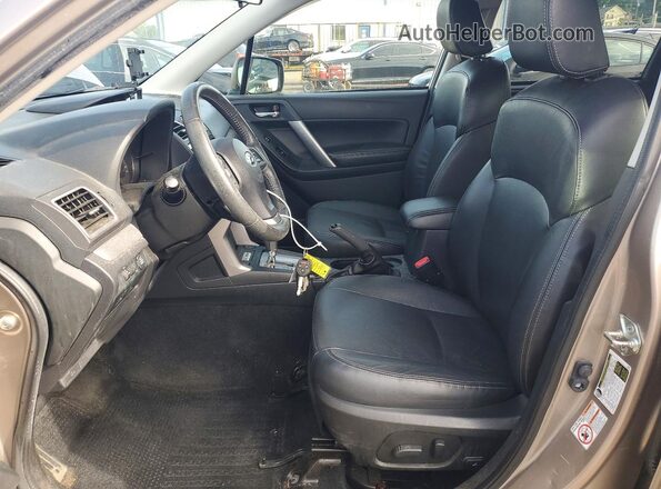 JF2SJAKC2GH473656 2016 SUBARU FORESTER Коричневый Вид салона спереди