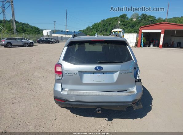 JF2SJALC7JH422417 2018 SUBARU FORESTER Silver 