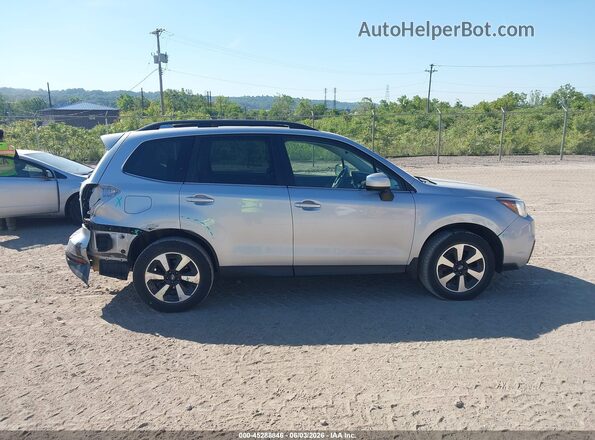 JF2SJALC7JH422417 2018 SUBARU FORESTER Silver 360 interior view