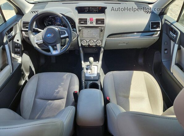JF2SJARC0JH561683 2018 SUBARU FORESTER White Առջևի վահանակի տեսք