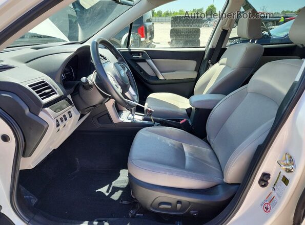 JF2SJARC0JH561683 2018 SUBARU FORESTER White Սալոնի դիմացի տեսք