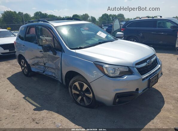 JF2SJARC2HH506999 2017 SUBARU FORESTER Silver Вид спереду