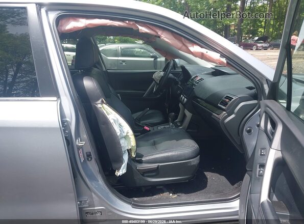 JF2SJARC5HH504454 2017 SUBARU FORESTER Gray Vista interior delantera