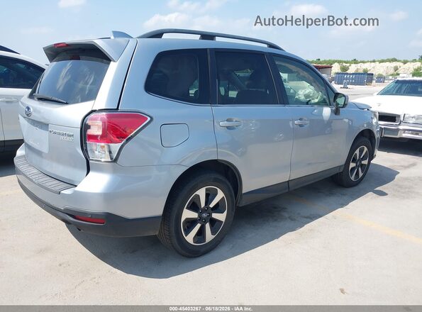JF2SJARC7HH421673 2017 SUBARU FORESTER Серебряный Задняя правая четверть