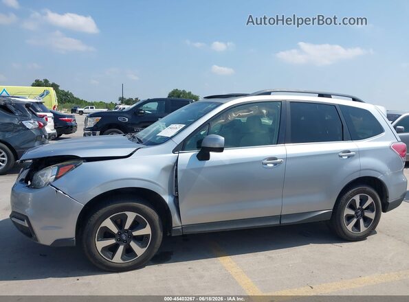 JF2SJARC7HH421673 2017 SUBARU FORESTER Серебряный Панорамный вид салона 360°