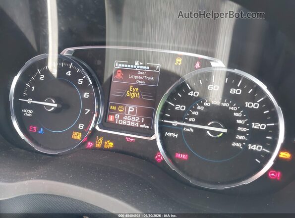 JF2SJARC7JH517812 2018 SUBARU FORESTER Green Vista de los asientos traseros