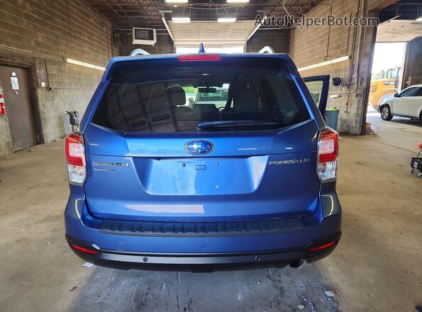 JF2SJARC7JH531743 2018 SUBARU FORESTER Blue 