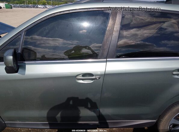 JF2SJARC7JH590856 2018 SUBARU FORESTER Серый 