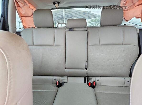 JF2SJARCXJH435248 2018 SUBARU FORESTER Charcoal Widok tylnych siedzeń