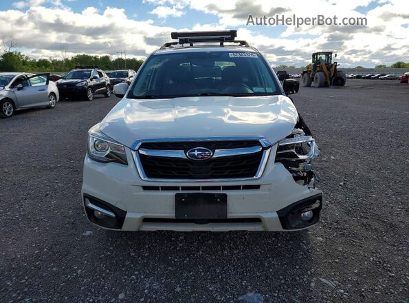 JF2SJATC1HH534561 2017 SUBARU FORESTER White Widok z przodu