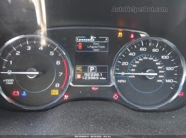 JF2SJATC3HH811114 2017 SUBARU FORESTER White Widok tylnych siedzeń