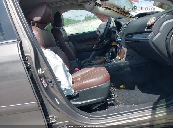 JF2SJATC5HH536216 2017 SUBARU FORESTER Brown Widok wnętrza z przodu