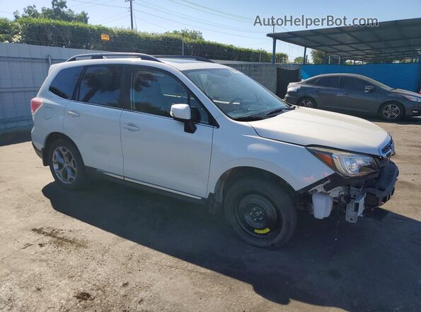 JF2SJATC6HH418384 2017 SUBARU FORESTER White 