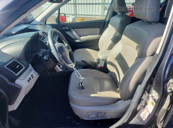 JF2SJAVC9GH442853 2016 SUBARU FORESTER Black Widok wnętrza z przodu