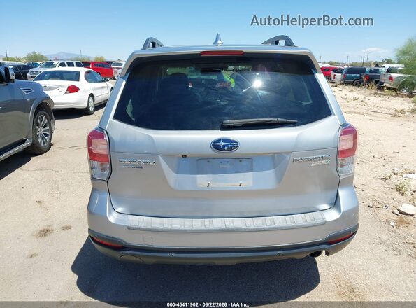 JF2SJAWC3HH429614 2017 SUBARU FORESTER Серебряный 
