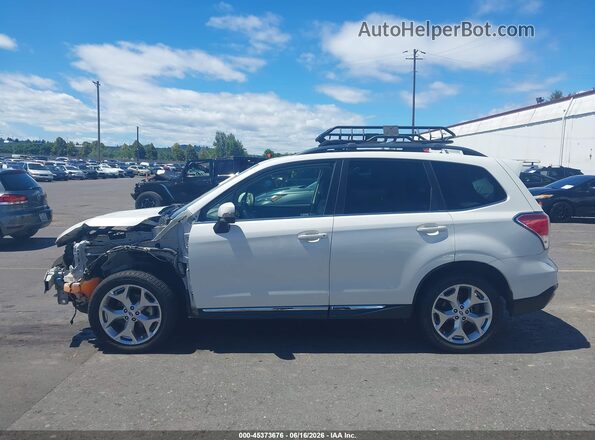 JF2SJAWC6HH457892 2017 SUBARU FORESTER White 