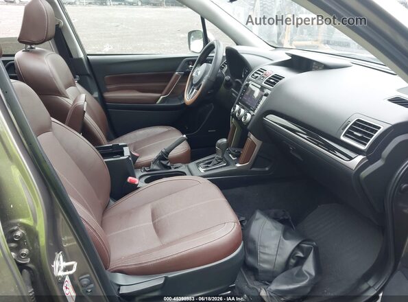 JF2SJAWC6HH574727 2017 SUBARU FORESTER Brown წინა სალონის ხედი