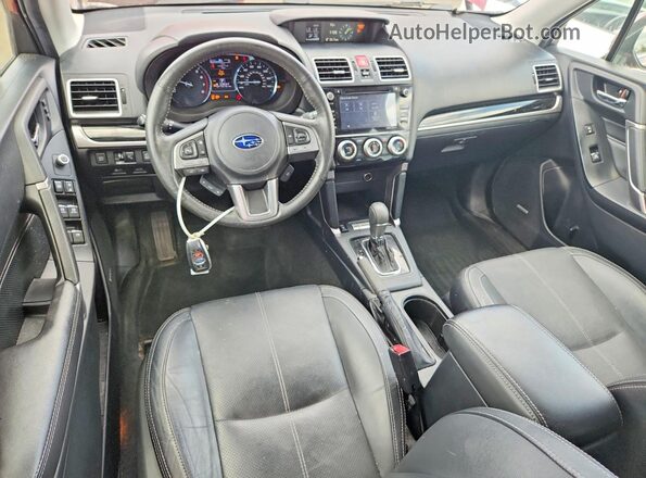 JF2SJAWC9HH810965 2017 SUBARU FORESTER Red 