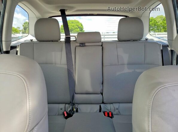 JF2SJAXC0GH555796 2016 SUBARU FORESTER Бордовый Вид задних сидений