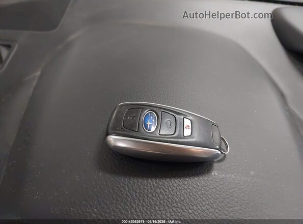 JF2SJAXC7GH496164 2016 SUBARU FORESTER Серебряный Вид панели приборов