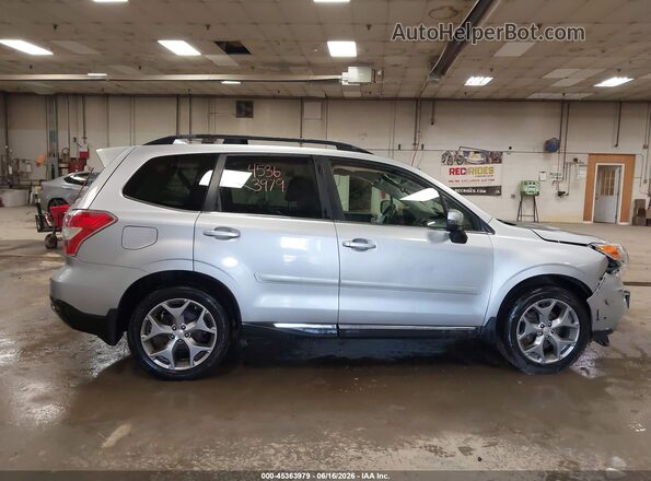 JF2SJAXC7GH496164 2016 SUBARU FORESTER Серебряный Вид задней части салона