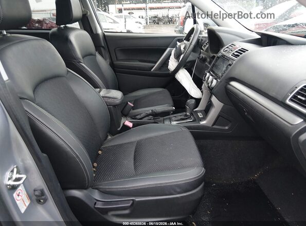 JF2SJGEC7HH447909 2017 SUBARU FORESTER Silver წინა სალონის ხედი