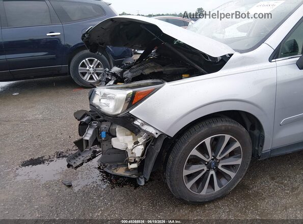 JF2SJGEC7HH447909 2017 SUBARU FORESTER Silver წინა ხედი