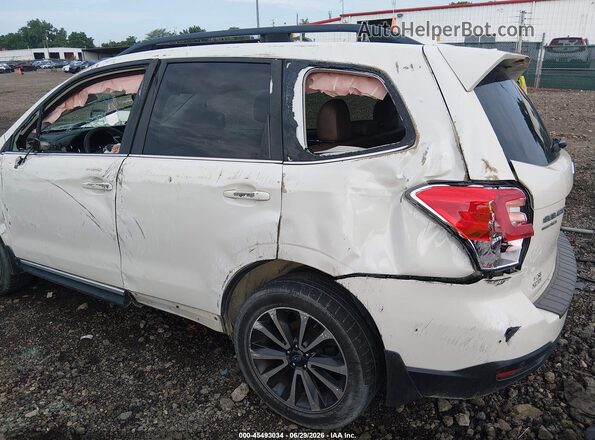 JF2SJGWC9HH488086 2017 SUBARU FORESTER Белый 