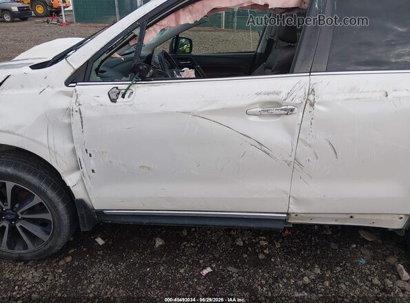 JF2SJGWC9HH488086 2017 SUBARU FORESTER Белый 