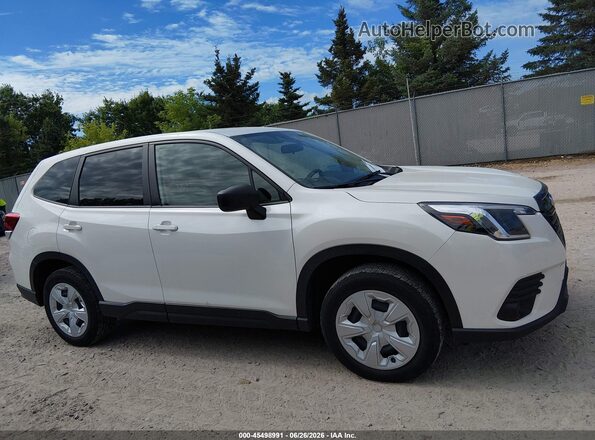 JF2SKAAC8RH431297 2024 SUBARU FORESTER White Widok zestawu wskaźników