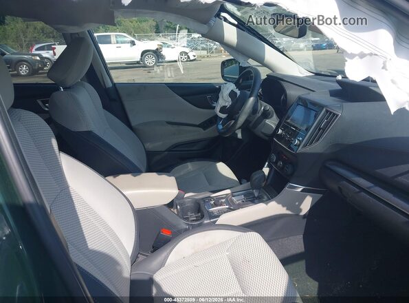 JF2SKACC2RH488107 2024 SUBARU FORESTER Green Front interior view
