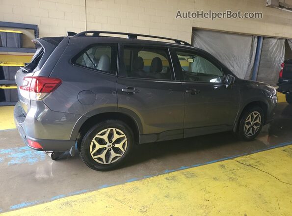 JF2SKACC9RH446050 2024 SUBARU FORESTER Gray 
