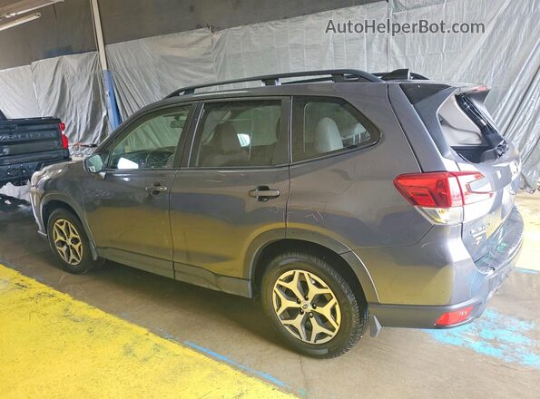 JF2SKACC9RH446050 2024 SUBARU FORESTER Gray 