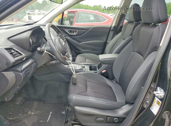 JF2SKADC0RH402811 2024 SUBARU FORESTER Черный 