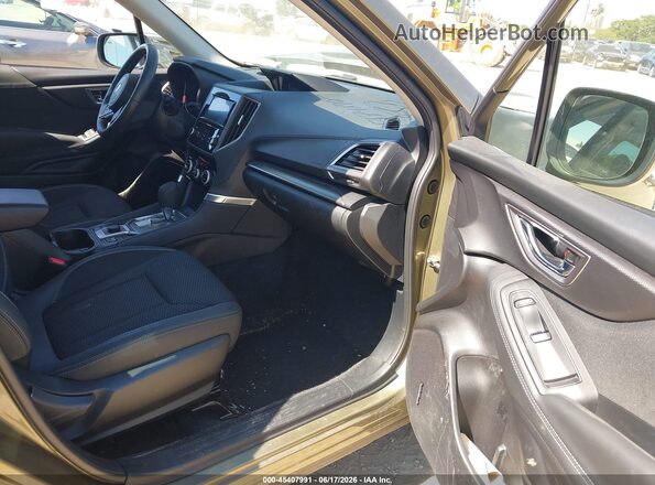 JF2SKADC2RH411865 2024 SUBARU FORESTER Green წინა სალონის ხედი