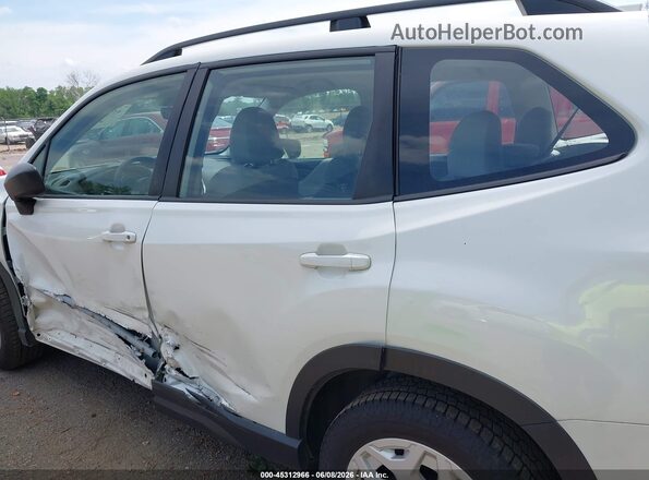 JF2SKADC3MH571665 2021 SUBARU FORESTER White 